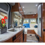 CanaDream Deluxe Van Camper – 2 Berth-sink
