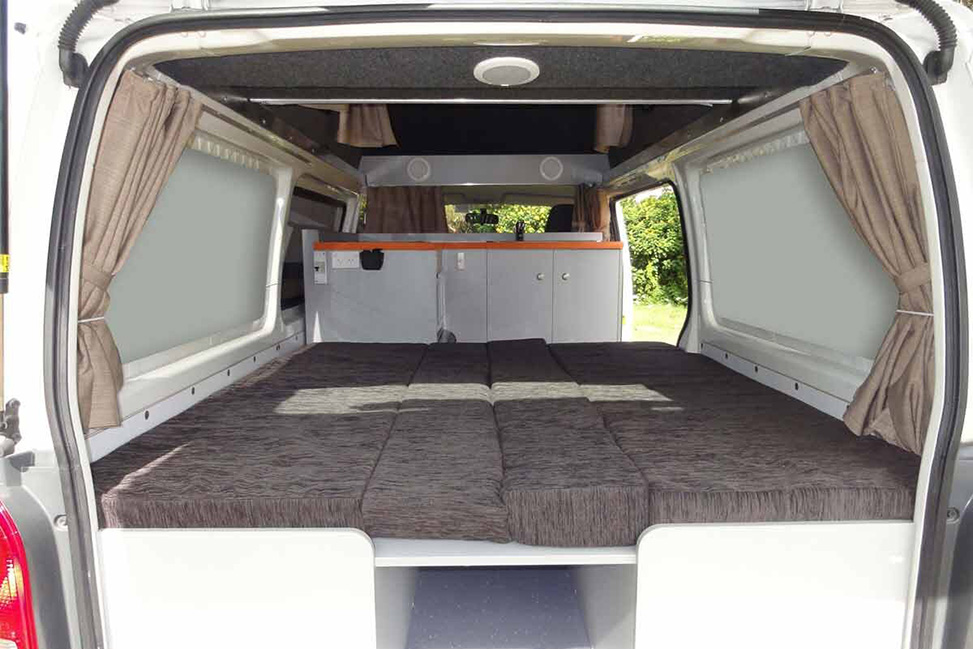 Travellers Autobarn Hitop Campervan-3-Berth-Making-the-Bed